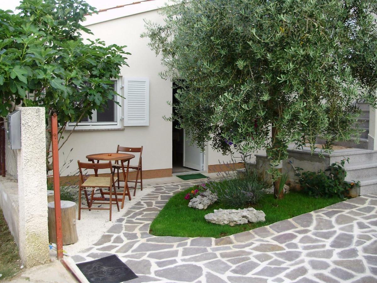 Leca- Small House Medulin Exterior foto